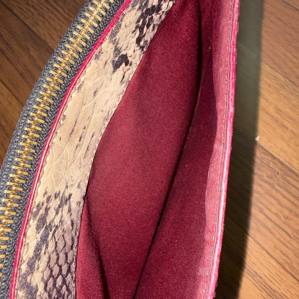 Coach Signature Beige and Black Wristlet